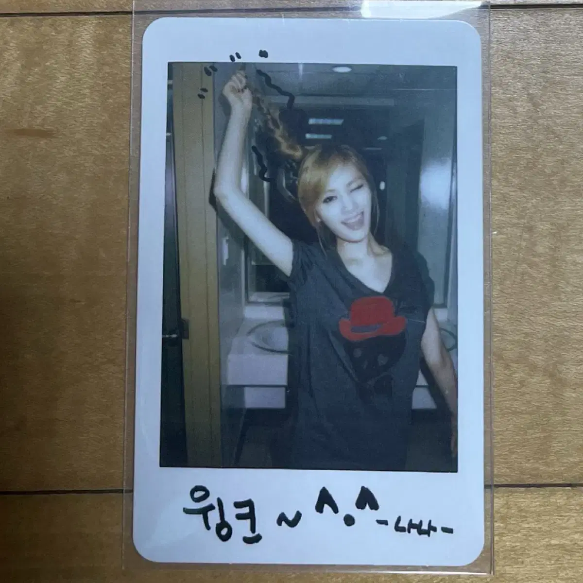 韓国★Orange Caramel 4thシングル /直筆サイン入り非売品CD① 韓国☆Orange Caramel 4thシングル /直筆サイン入り非売品CD①